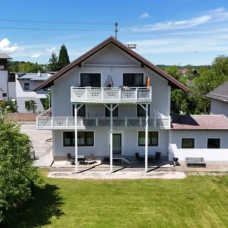 Apartment Attergautraum 1 Sankt Georgen im Attergau
